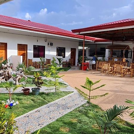 Babas Guesthouse Moalboal Bagian luar foto